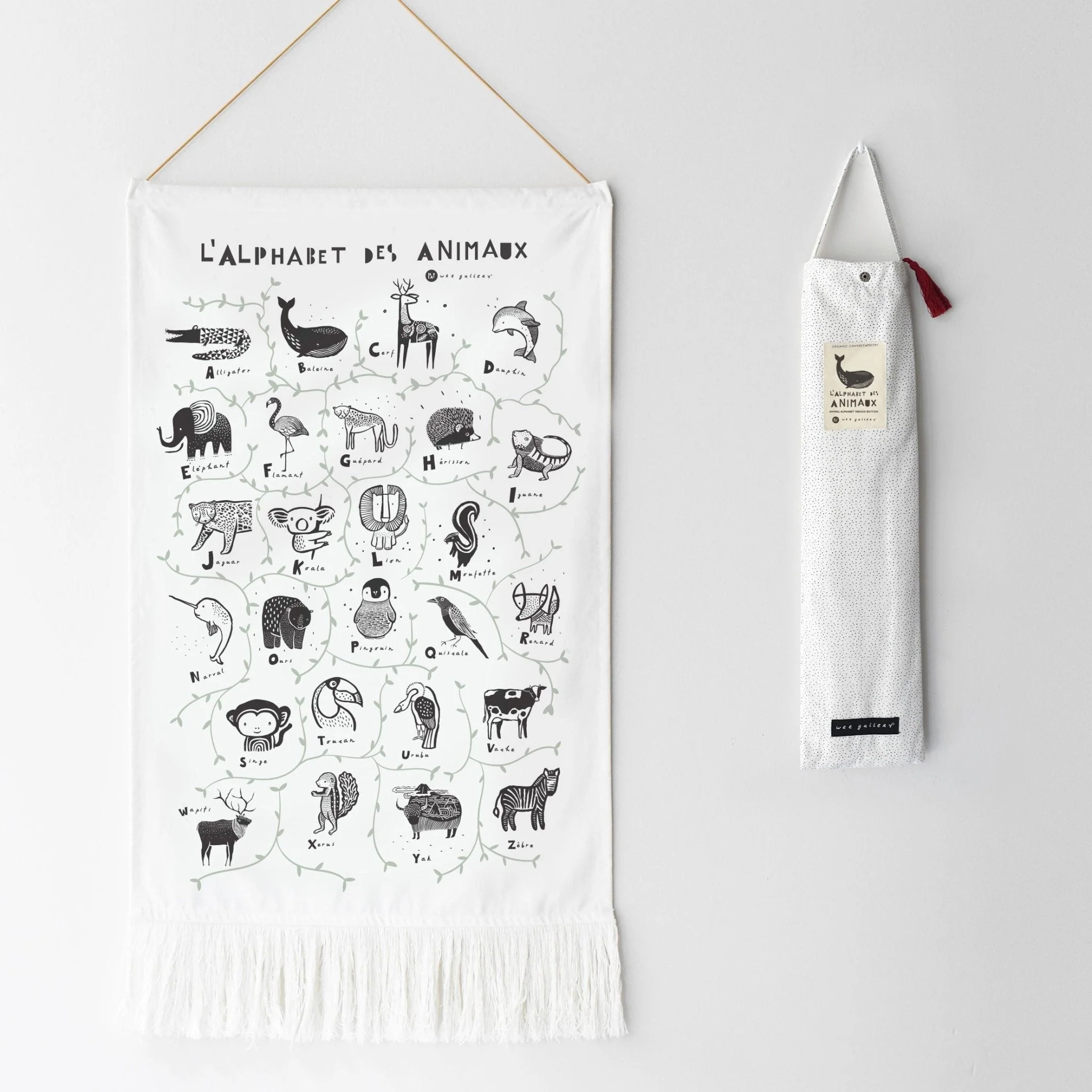 Wee Gallery Animal Alphabet Tapestry - French Edition - Image 2