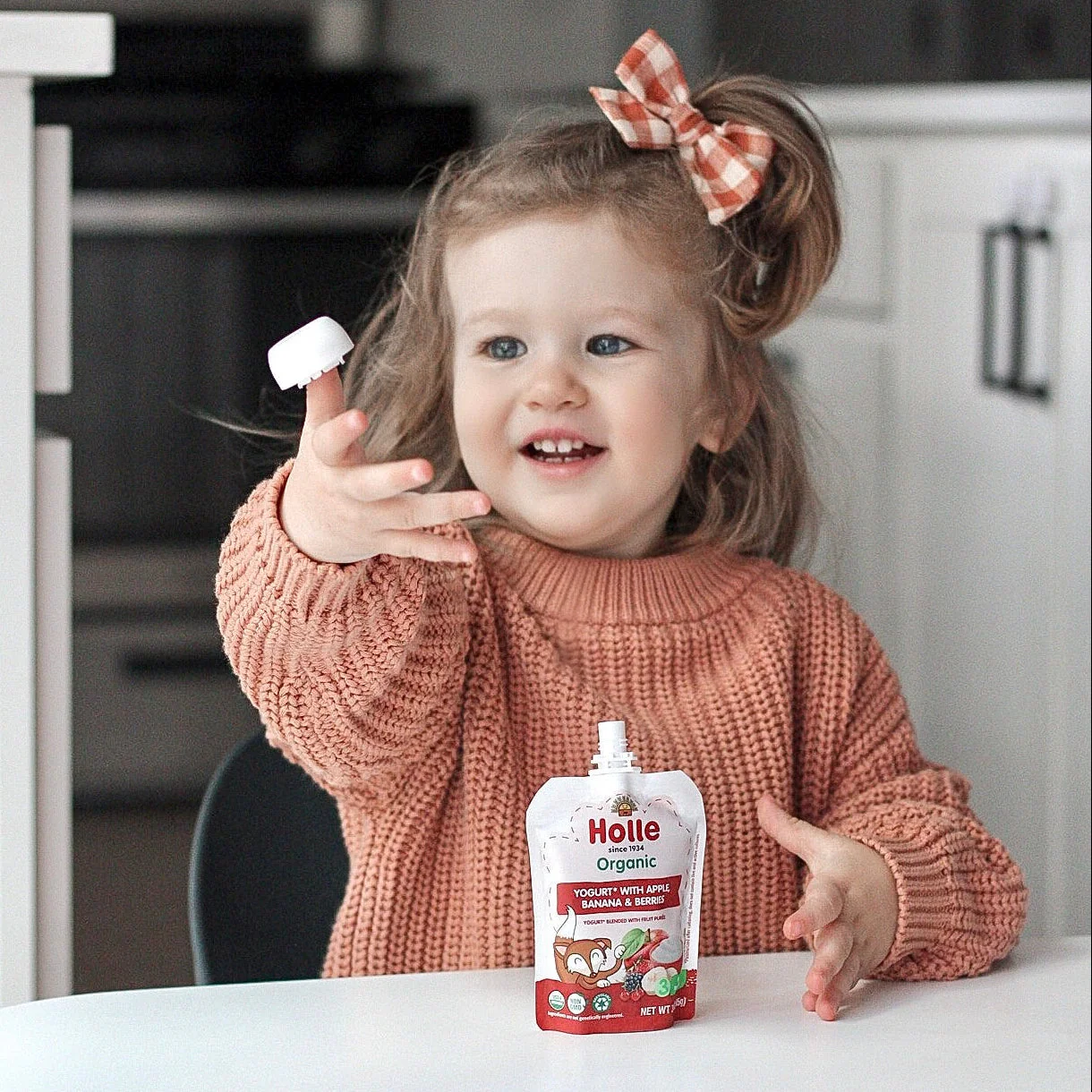 Holle Organic Yogurt Pouches - Apple, Banana & Berries - Image 2