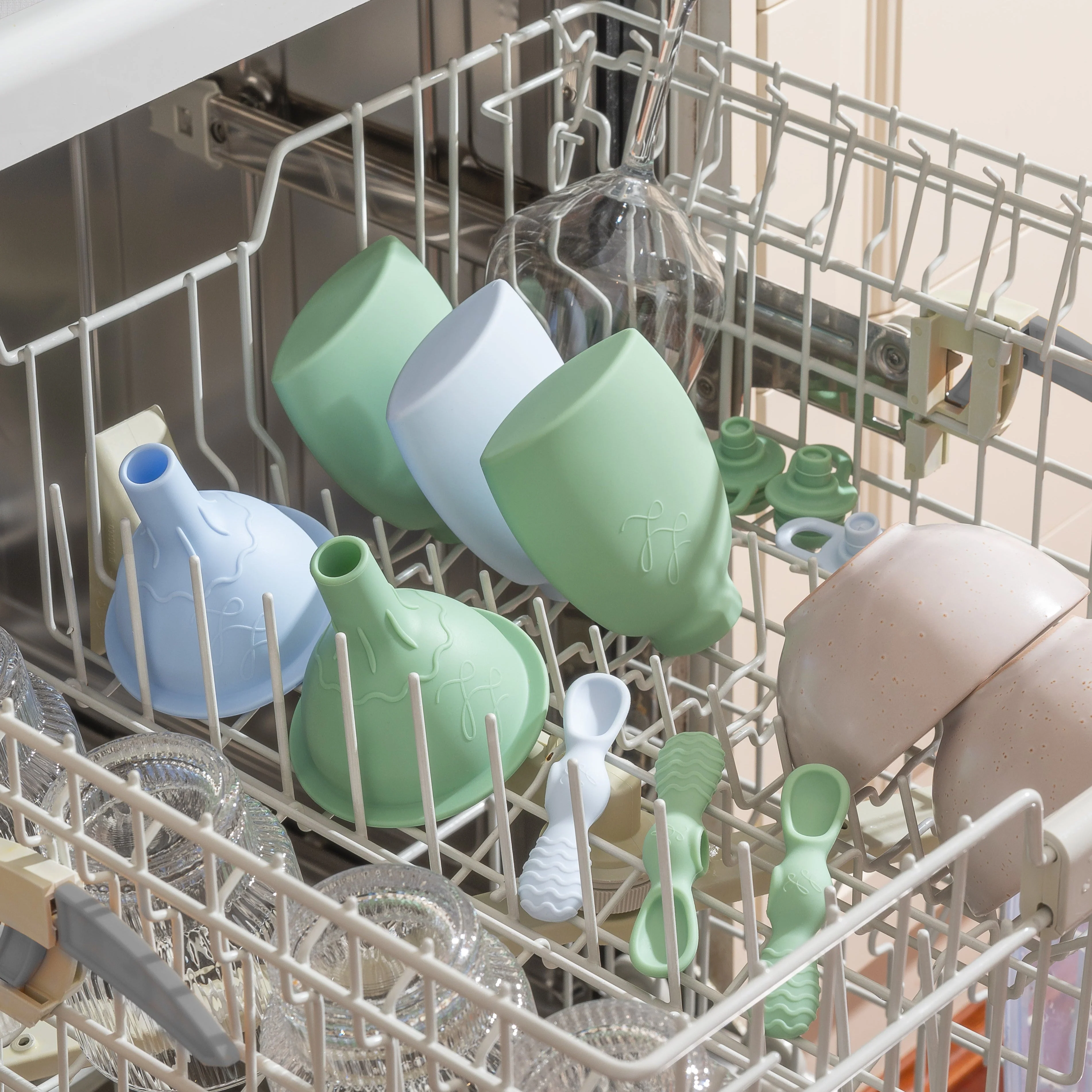 Lowcountry Littles Nontoxic Silicone Funnel - Image 7