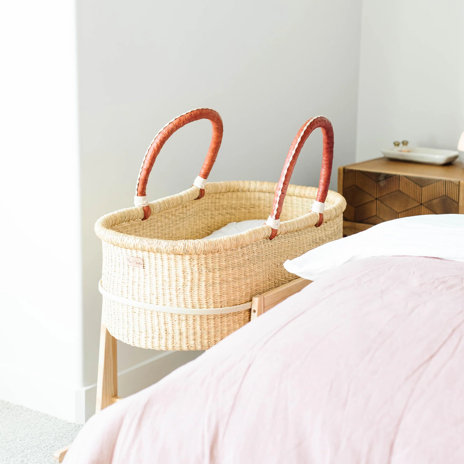 Plum+Sparrow Original Rocking Moses Bassinet Stand with brake Natural - Image 3