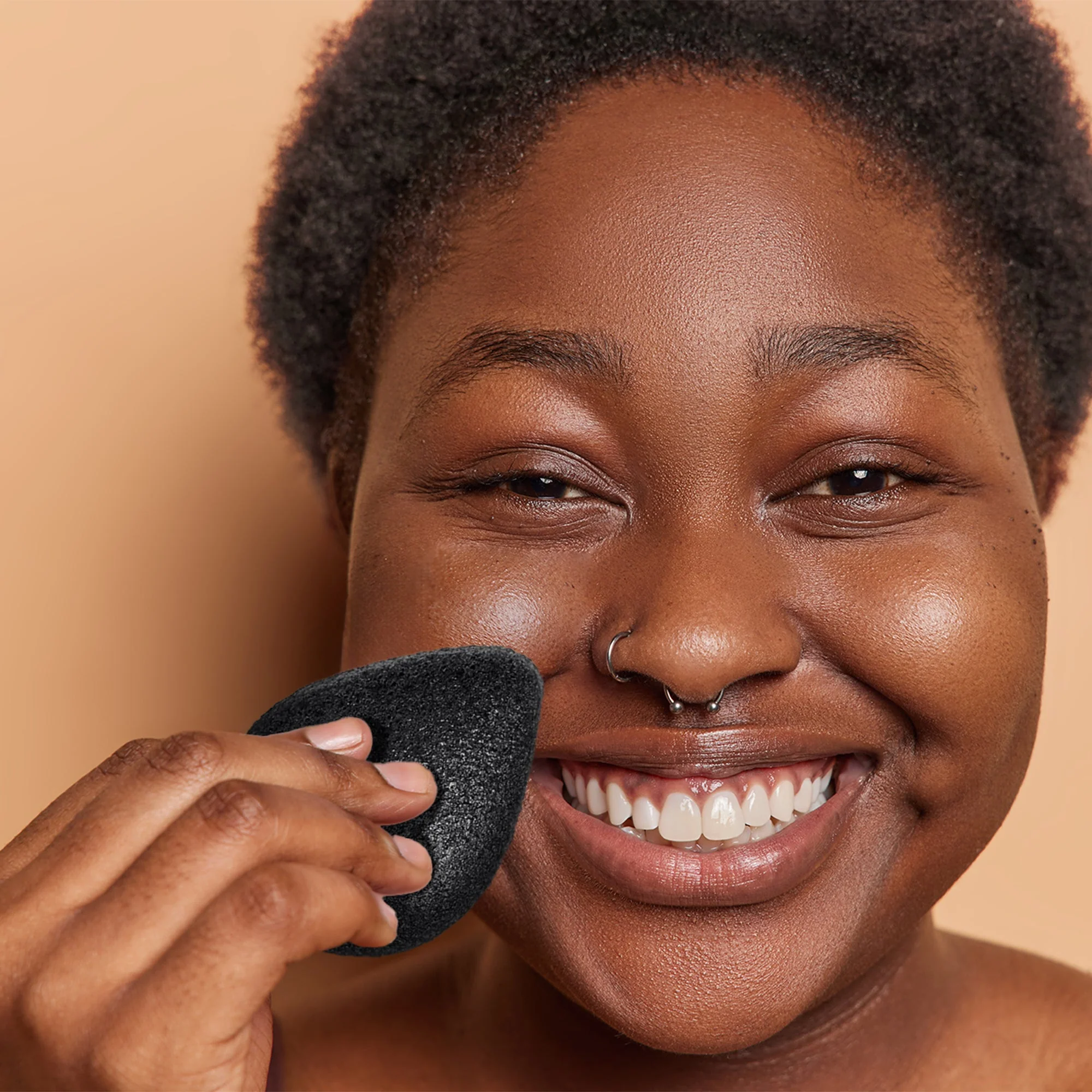 Pursonic Natural Bamboo Charcoal Konjac Sponge 10-Pack - Image 3