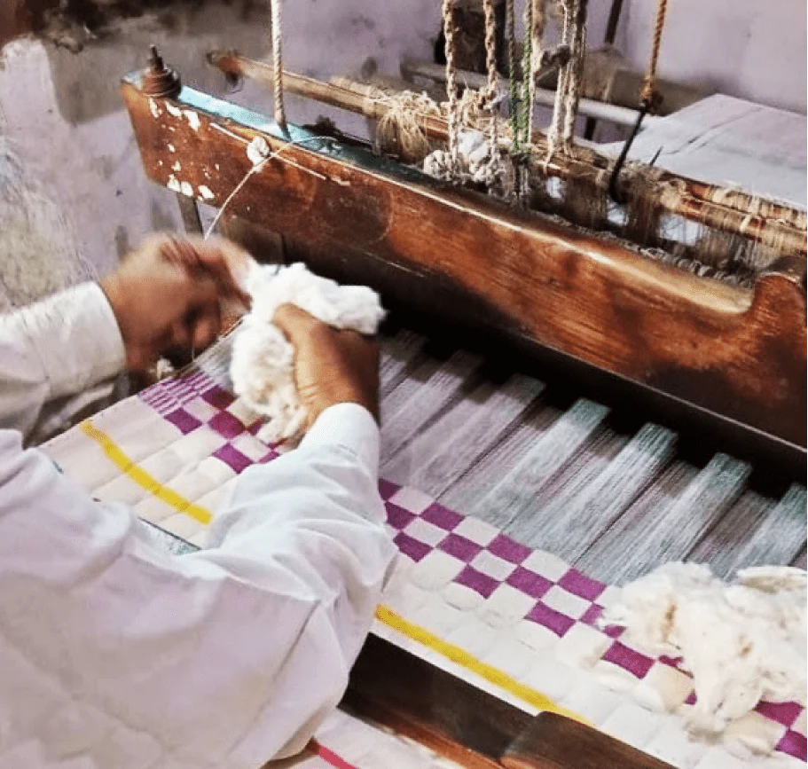 Archive New York Quilted Sujani Throw Blanket - Blue and White Striped - Image 4