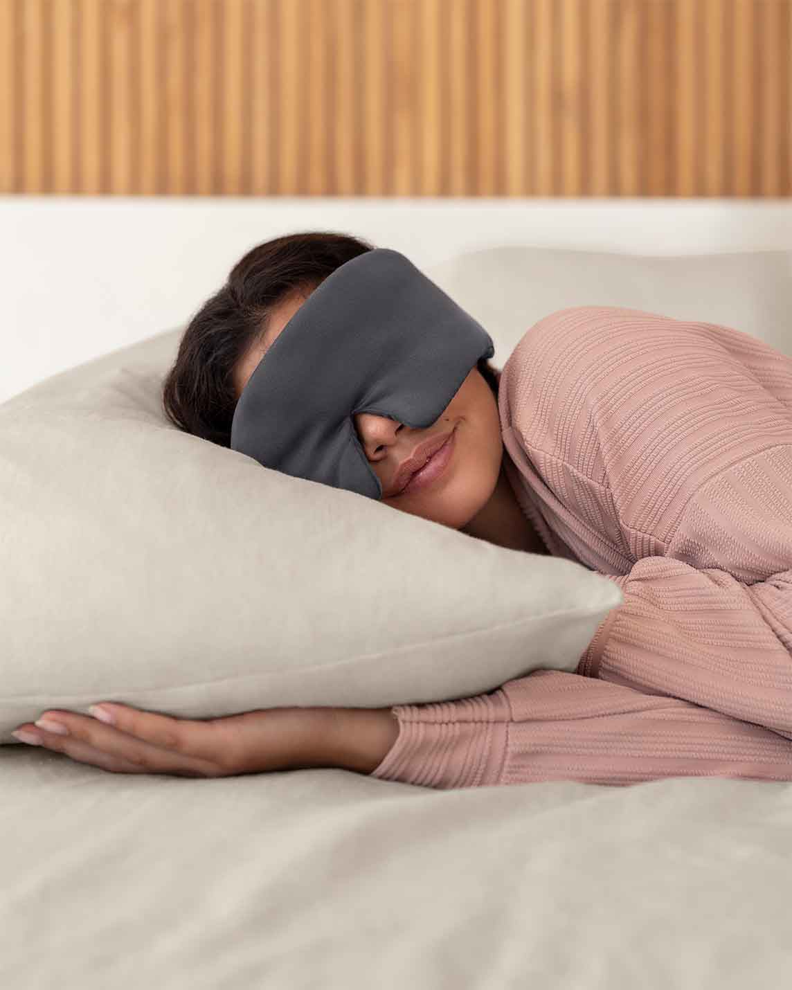 Weighted Silk Sleep Stone Mask - Image 2