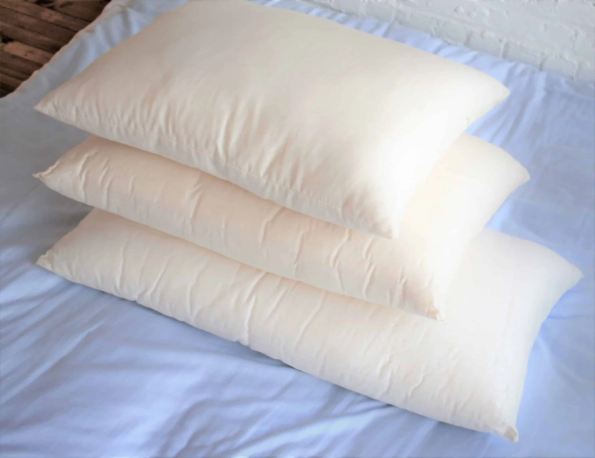 White Lotus Organic Wool Pillows - Image 3