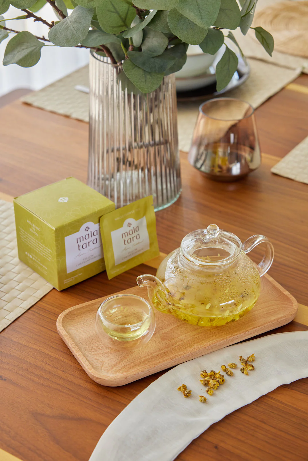 Mala Tara Yellow Chrysanthemum Whole Flower Tea Box - Image 4